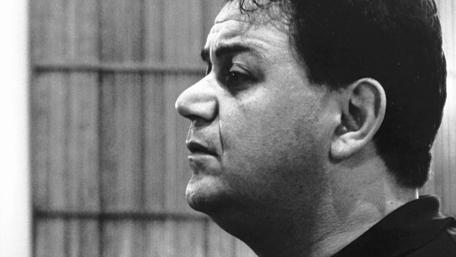 Μάνος Χατζιδάκις -Προσωπογραφία της μητέρας μου: Δε θα σε ξεχάσω κι ούτε θα σε χάσω κάπου θα σε ξαναβρώ.