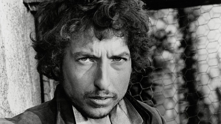 Bob Dylan: Αν θέλεις να θυμάσαι τις αναμνήσεις σου, θα πρέπει πρώτα να τις ζήσεις.