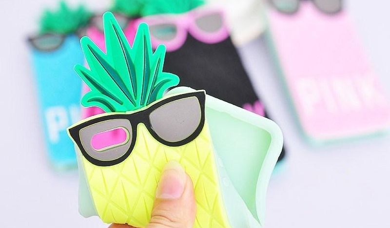 Οι πιο καλοκαιρινές, στιλάτες θήκες για iPhone και πώς θα τις αγοράσεις online