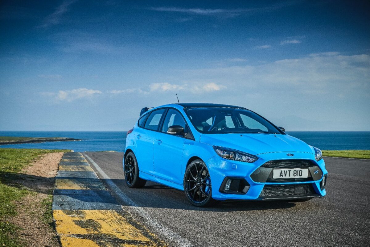 Το νέο Ford Focus RS Option Pack Edition απογειώνει την οδηγική απόλαυση!