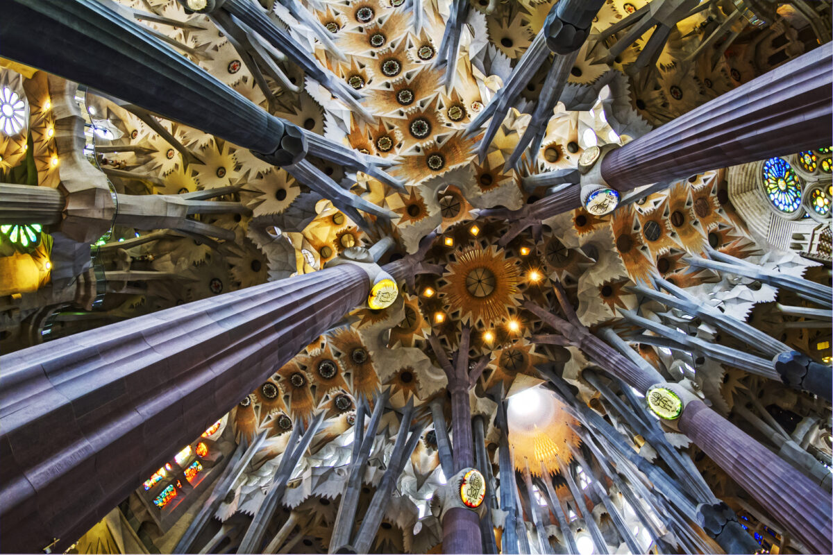 Sagrada Familia | Το αριστουργηματικό & τελευταίο έργο του Antoni Gaudi