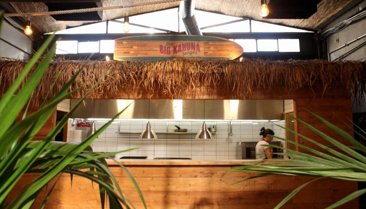 Big Kahuna, το χαβανέζικο beach-bar restaurant