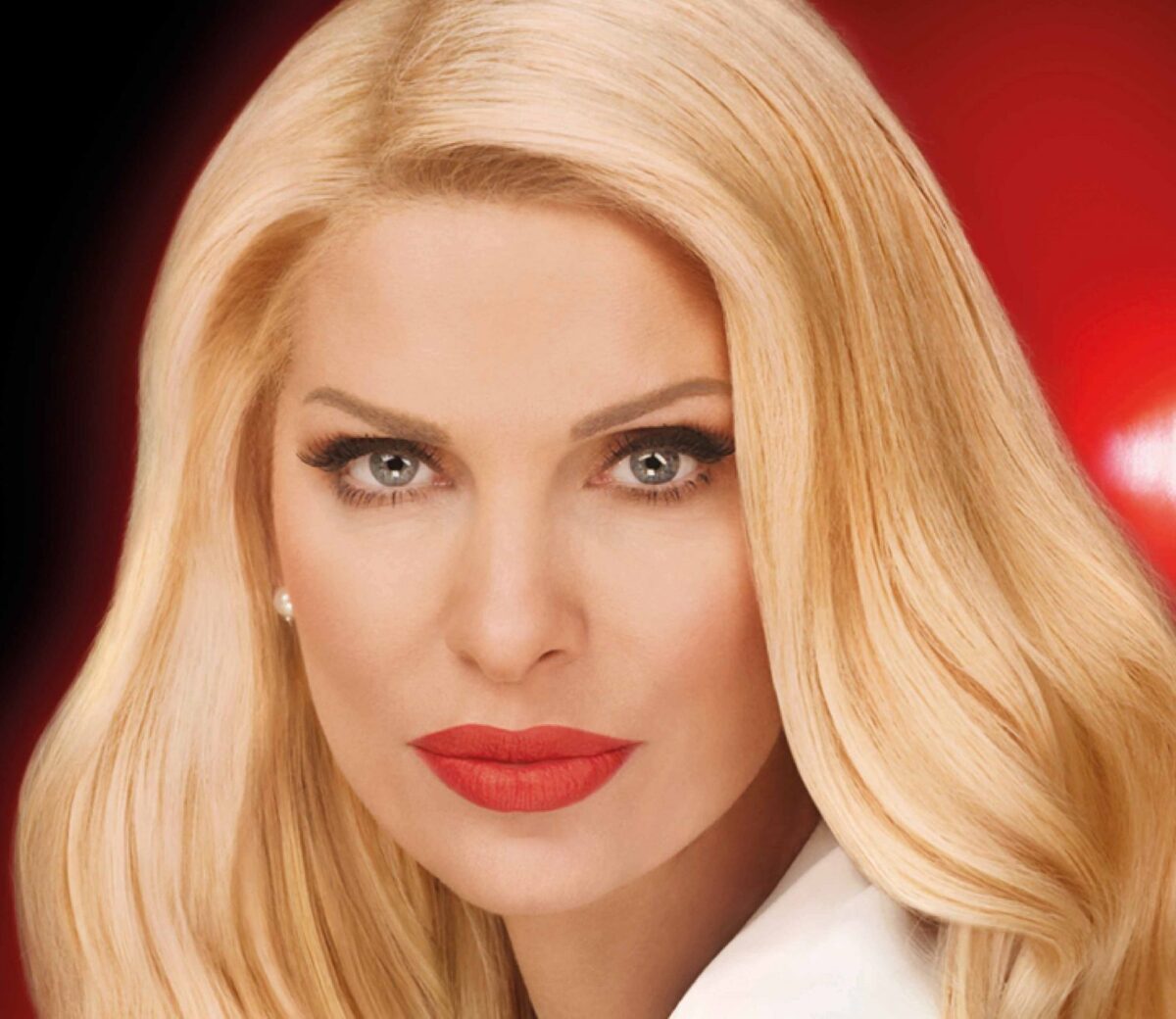 Ελένη Μενεγάκη | Ποιό είναι το κοινό της σημείο με την Jennifer Lopez;