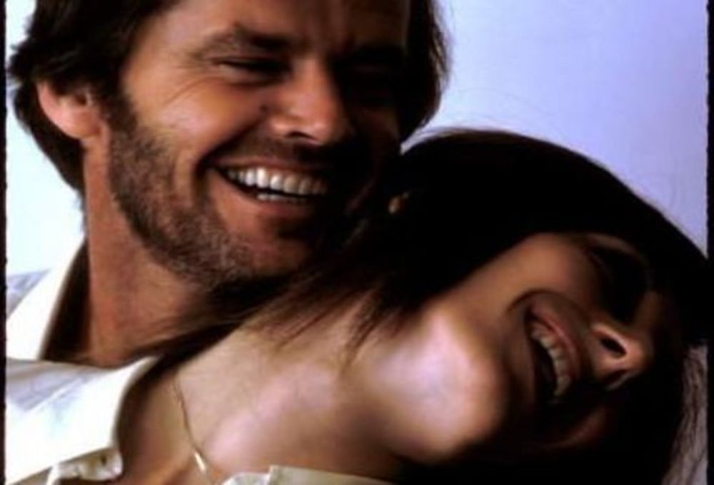 Αντζέλικα Χιούστον για Τζακ Νίκολσον | Έκλαιγα 3 μέρες όταν γέλασε στην ιδέα του να με παντρευτεί...