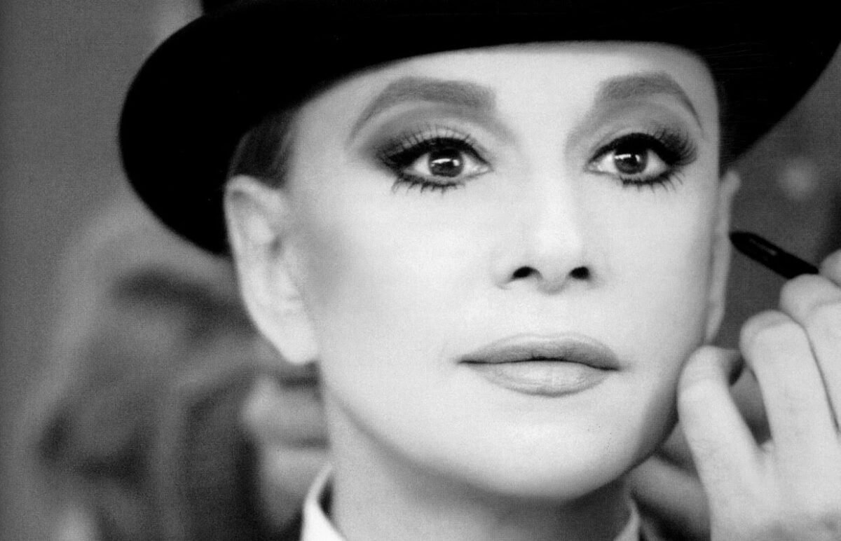 Αλίκη Βουγιουκλάκη : Ο άντρας της ζωής μου είμαι εγώ!