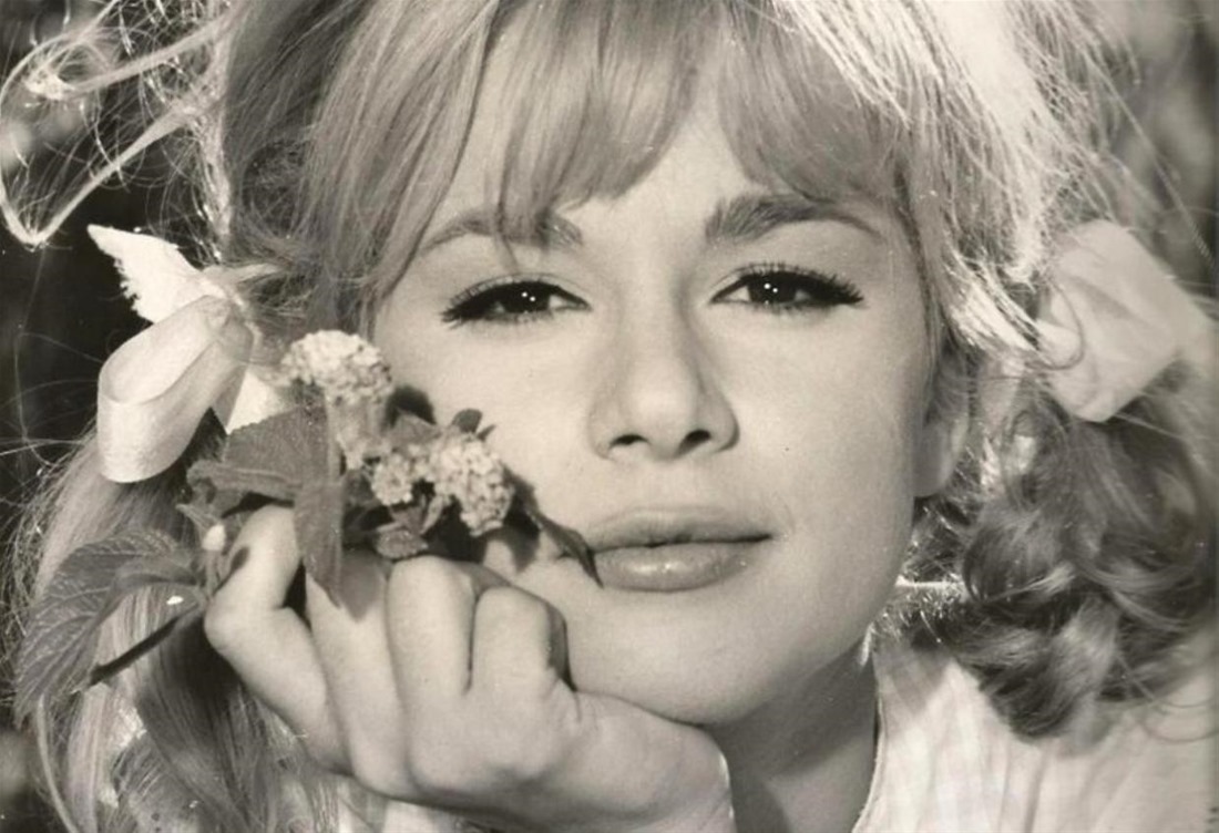 Σαν σήμερα, 23 Ιουλίου |  Αλίκη Βουγιουκλάκη, Έιμι Γουαϊνχάουζ, Αμαλία Ροντρίγκεζ, Nίκος Γκάλης & άλλα ακόμα