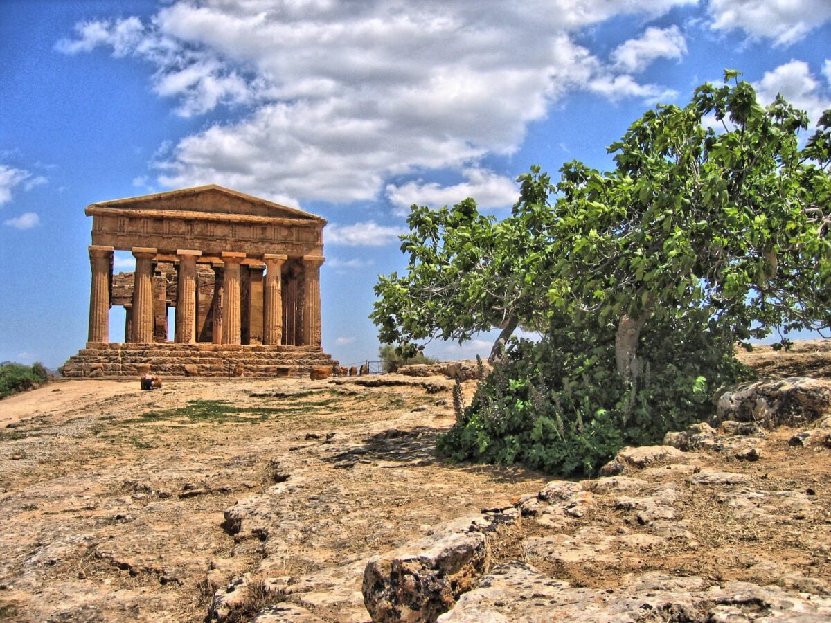 Στη Κοιλάδα των Ναών