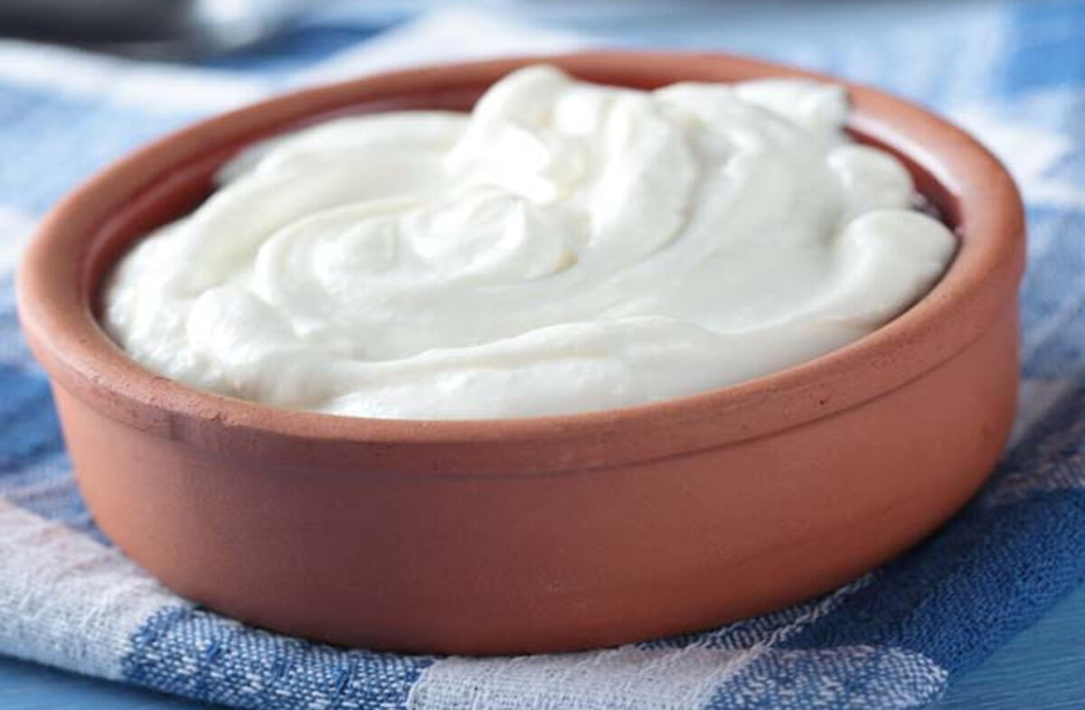 Τι θα συμβεί αν ρίξετε γιαούρτι στη λεκάνη της τουαλέτας
