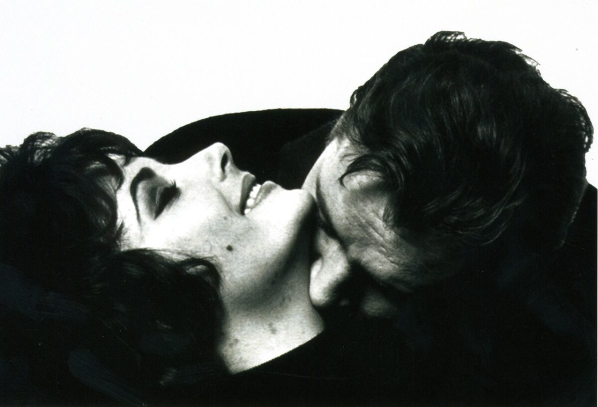 Ρίτσαρντ Μπάρτον  | Καμία δεν συγκρίνεται μαζί της. Δεν έχει νόημα να καμακώσω μια 18αρα με μικροσκοπικό μίνι…