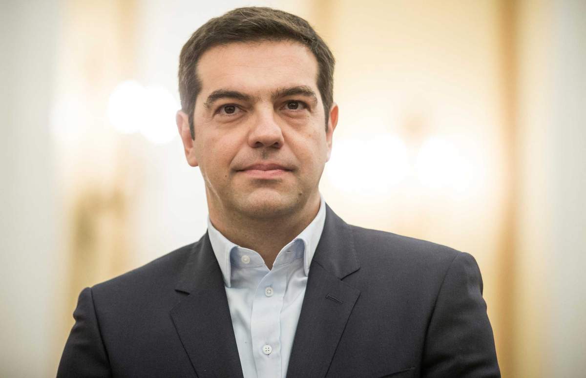 Τρια χρόνια και μια τρύπα στο νερό