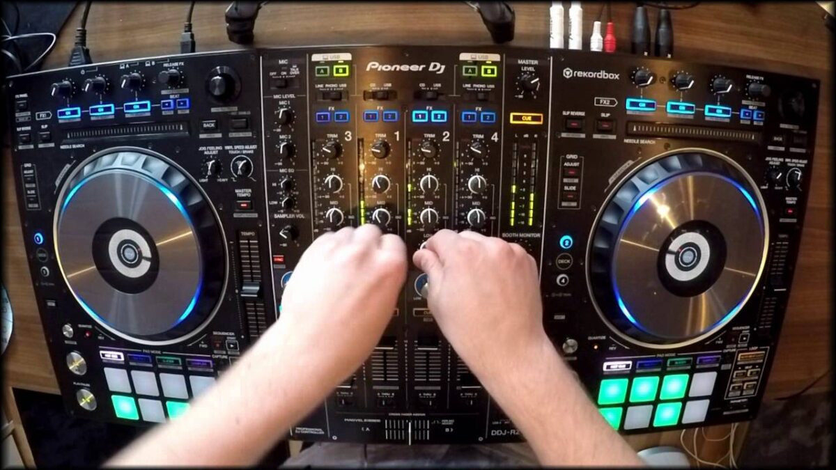 Αυτός είναι ο πιο ακριβοπληρωμένος dj