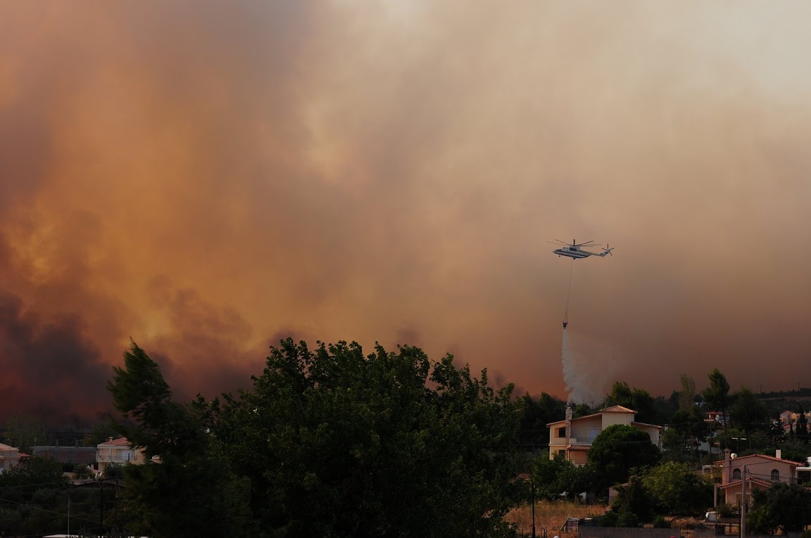 Κι όμως… Ο καπνός από την φωτιά στην Αν.Αττική έφτασε στο Λιβυκό Πέλαγος (βίντεο)