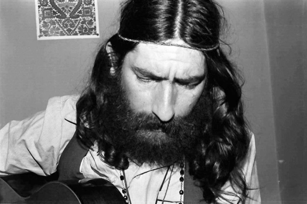 Νικόλας Άσιμος & Το παπάκι | Το ιδιαίτερα τρυφερό και συγκινητικό τραγούδι που έγραψε για την κόρη του