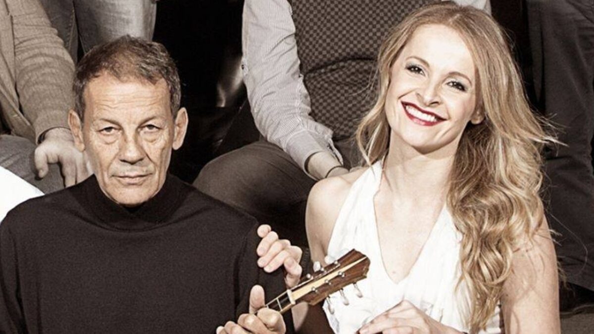 Σταύρος Ξαρχάκος :Δεν είμαι αισιόδοξος, είμαι υπεραισιόδοξος, διότι στα 78 μου απέκτησα δίδυμα.