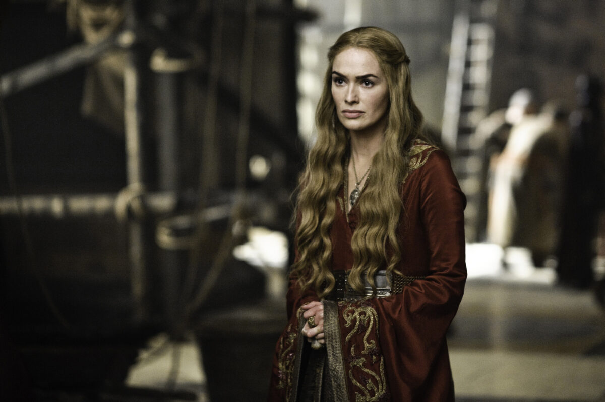 Δείτε την Lena Headey του Game of Thrones στο νέο βίντεο των Kasabian