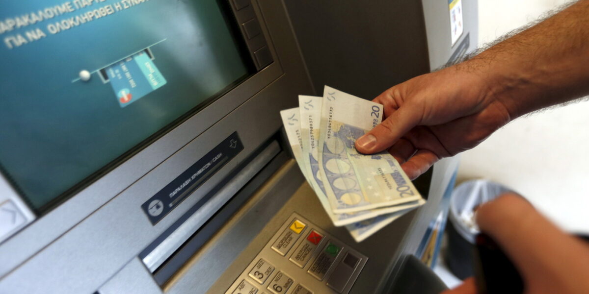 Τι αλλάζει από σήμερα στα Capital Controls