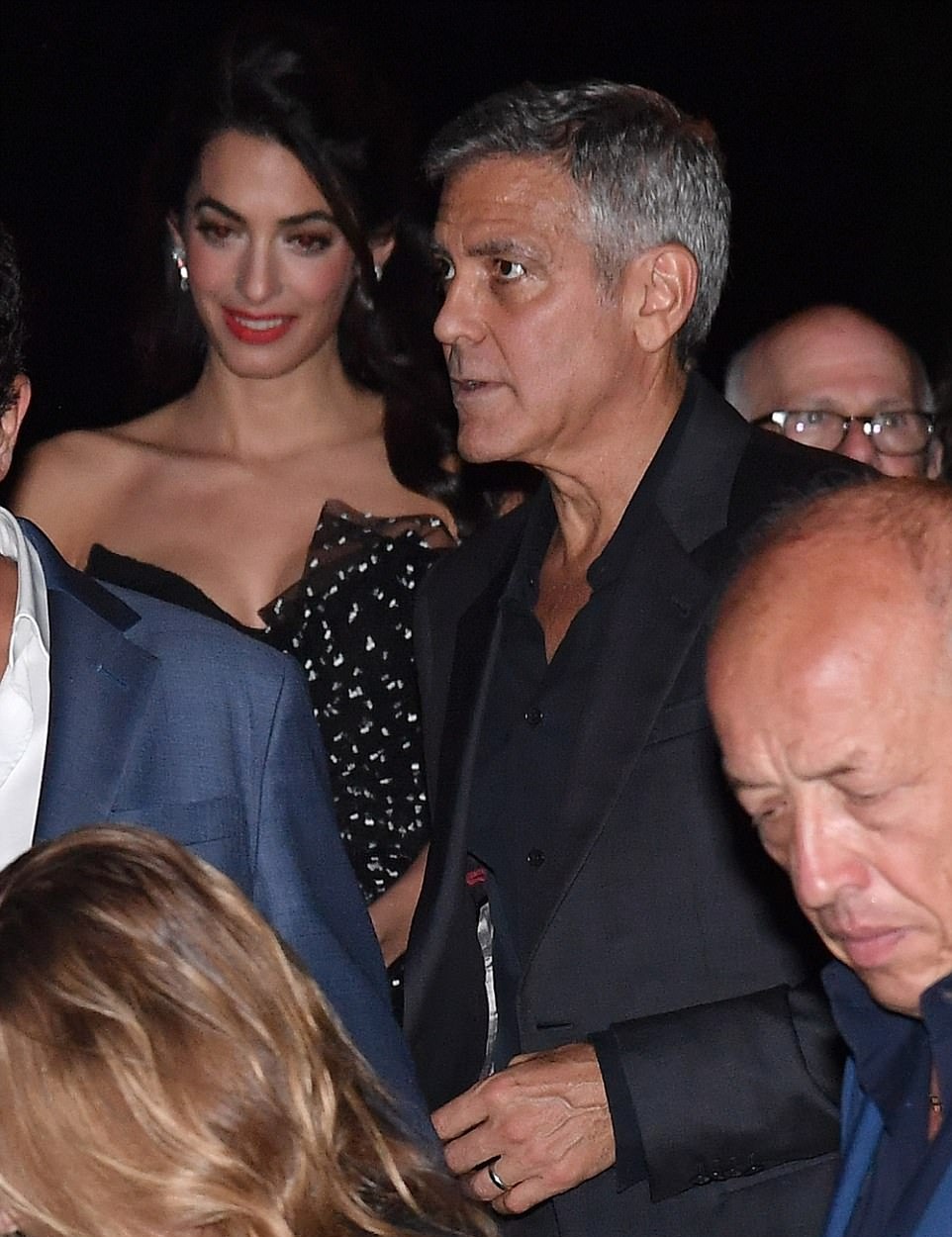 Τζορτζ Κλούνεϊ & Αμάλ Αλαμουντίν  | Η ρομαντική έξοδος στη Βενετία και το πανάκριβο, εντυπωσιακό φόρεμα