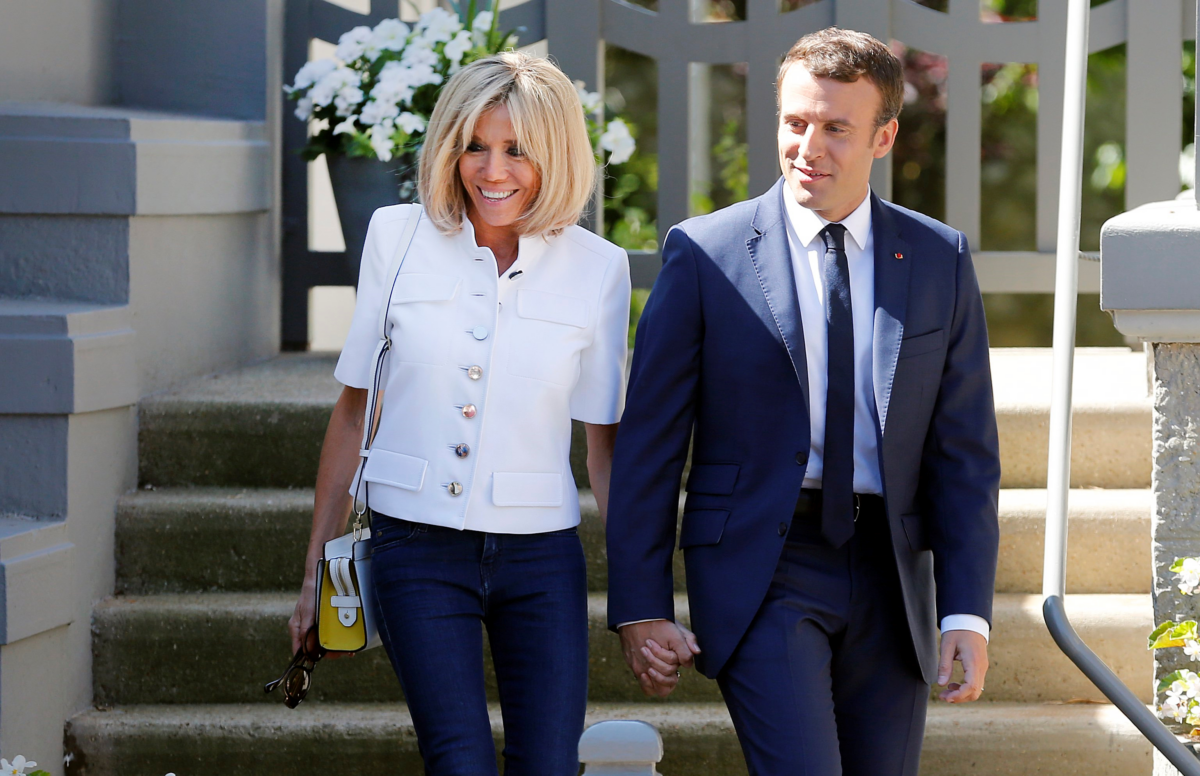 Brigitte & Emmanuel Macron | Γιατί πουλάει τόσο πολύ αυτό το ζευγάρι;