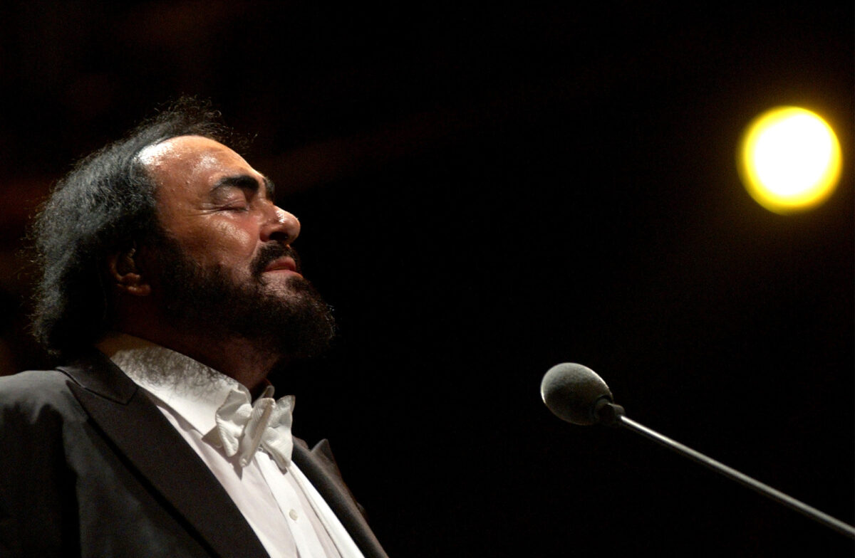 Luciano Pavarotti | Αν γνωρίζεις το λόγο που έχεις ερωτευτεί, τότε δεν είσαι ερωτευμένος…