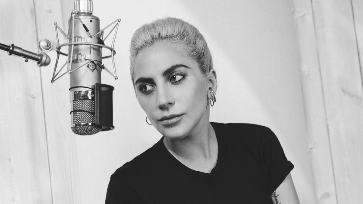 Lady Gaga | Η μεγάλη μάχη της με την ασθένεια που τη βασανίζει