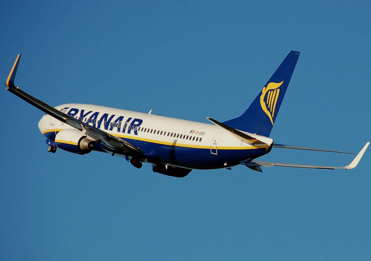 Η Ryanair ακυρώνει περίπου 2.000 πτήσεις μέχρι το τέλος Οκτωβρίου
