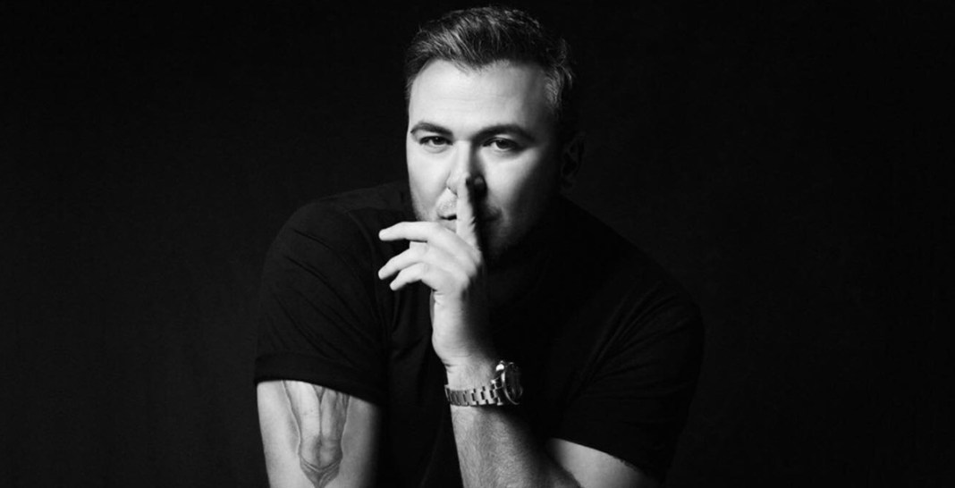 Αντώνης Ρέμος : Eίναι όλoi κότες, αλλά μιλάμε για μεγάλες κότες...