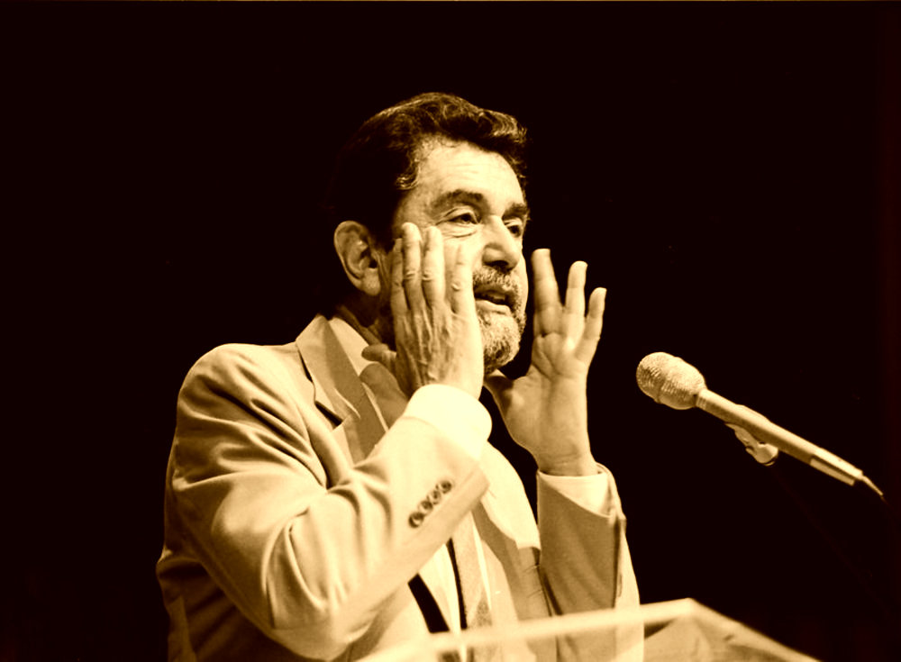 Leo Buscaglia : Ευτυχία είναι να μπορείς να ονειρεύεσαι...