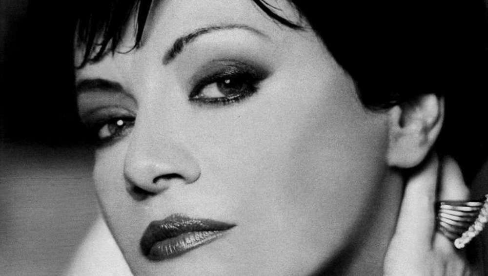 Μαλβίνα Κάραλη : Πρώτα `δεν μπορώ να ζήσω χωρίς εσένα` μετά, όλα τελειώνουν...