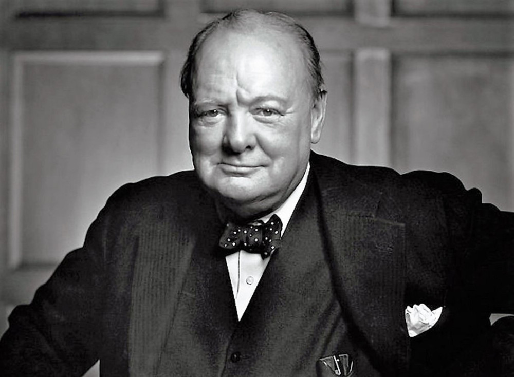 Ουίνστον Τσώρτσιλ :Το τακτ είναι η ικανότητα να λες σε κάποιον να πάει στον δι@ολο, με τέτοιο τρόπο που να τον κάνει να ανυπομονεί για το ταξίδι. 