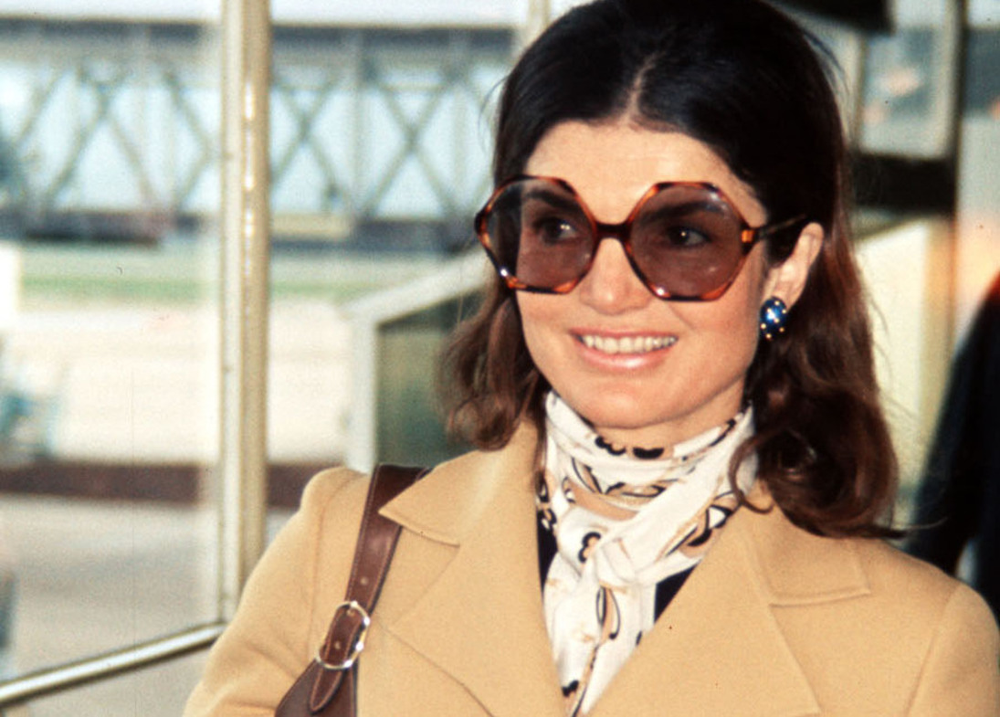 Τζάκι Κένεντι Ωνάση  | Το στυλ της επιτομής του chic & η εξαντλητική δίαιτα για να διατηρείται καλλίγραμμη...