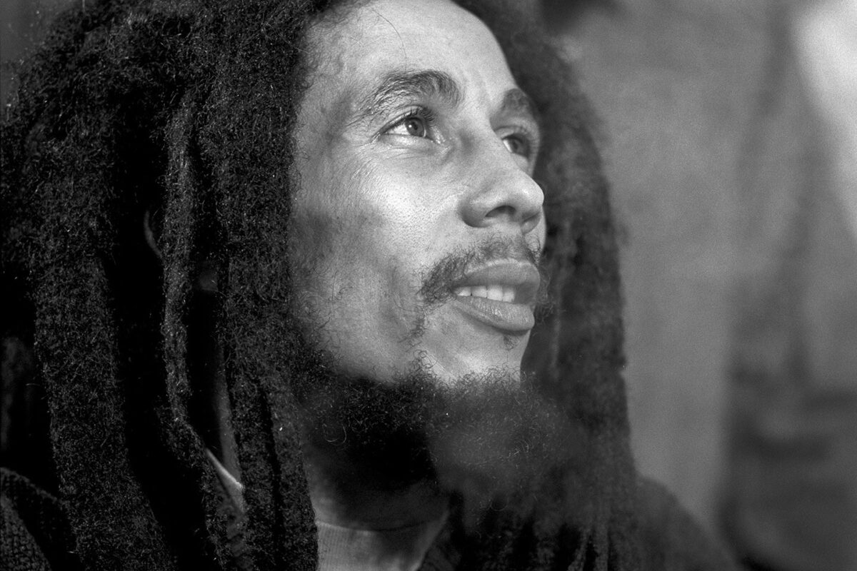 Bob Marley | Κάποιοι άνθρωποι απολαμβάνουν τη βροχή κι άλλοι απλά βρέχονται…