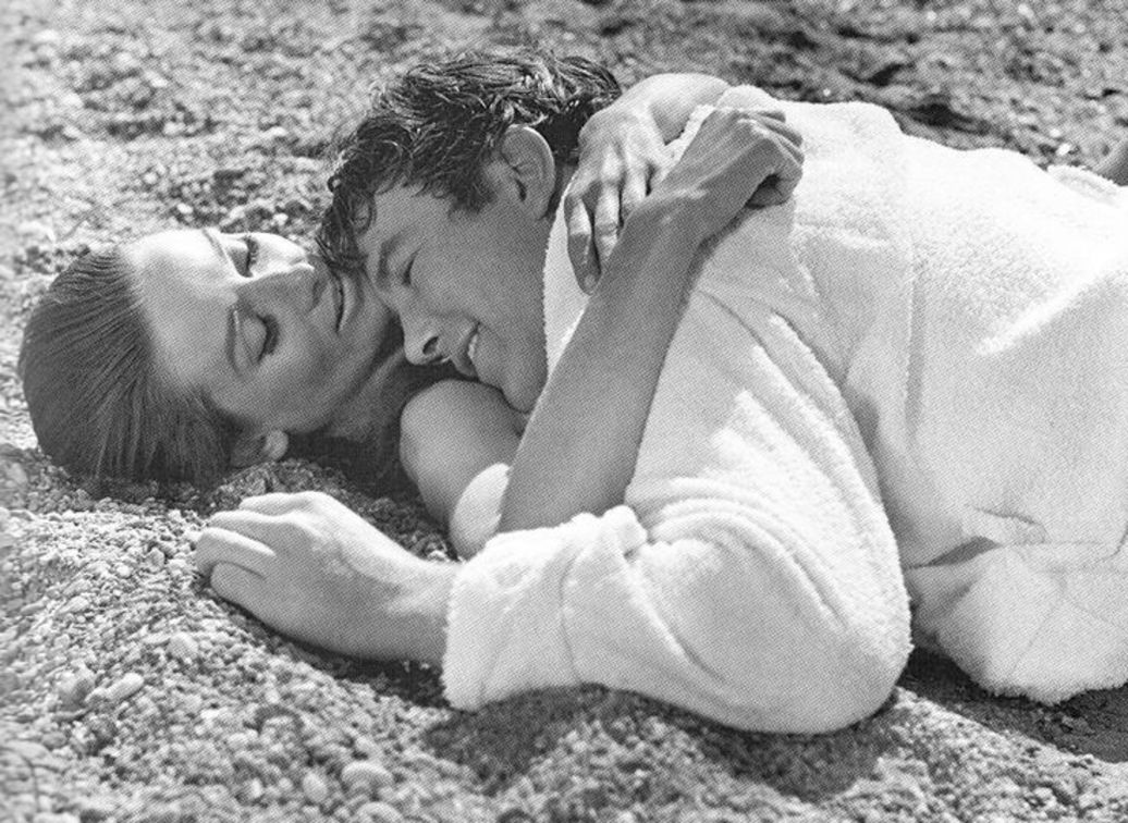 Χρήστος Θηβαίος | Πόσο πολύ σ`αγάπησα ποτέ δε θα το μάθεις...