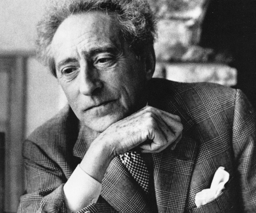 Jean Cocteau : Δεν υπάρχει αγάπη, μόνο η απόδειξή της...