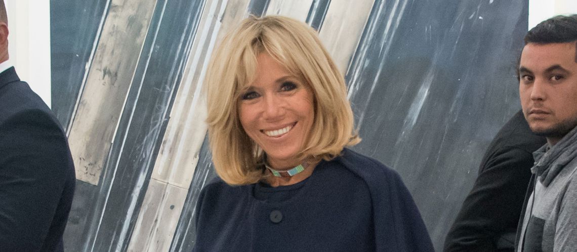 Brigitte Macron | Οι ωραιότερες γάμπες της Γαλλίας `εκτίθενται` στο Λούβρο & στο FIAC 