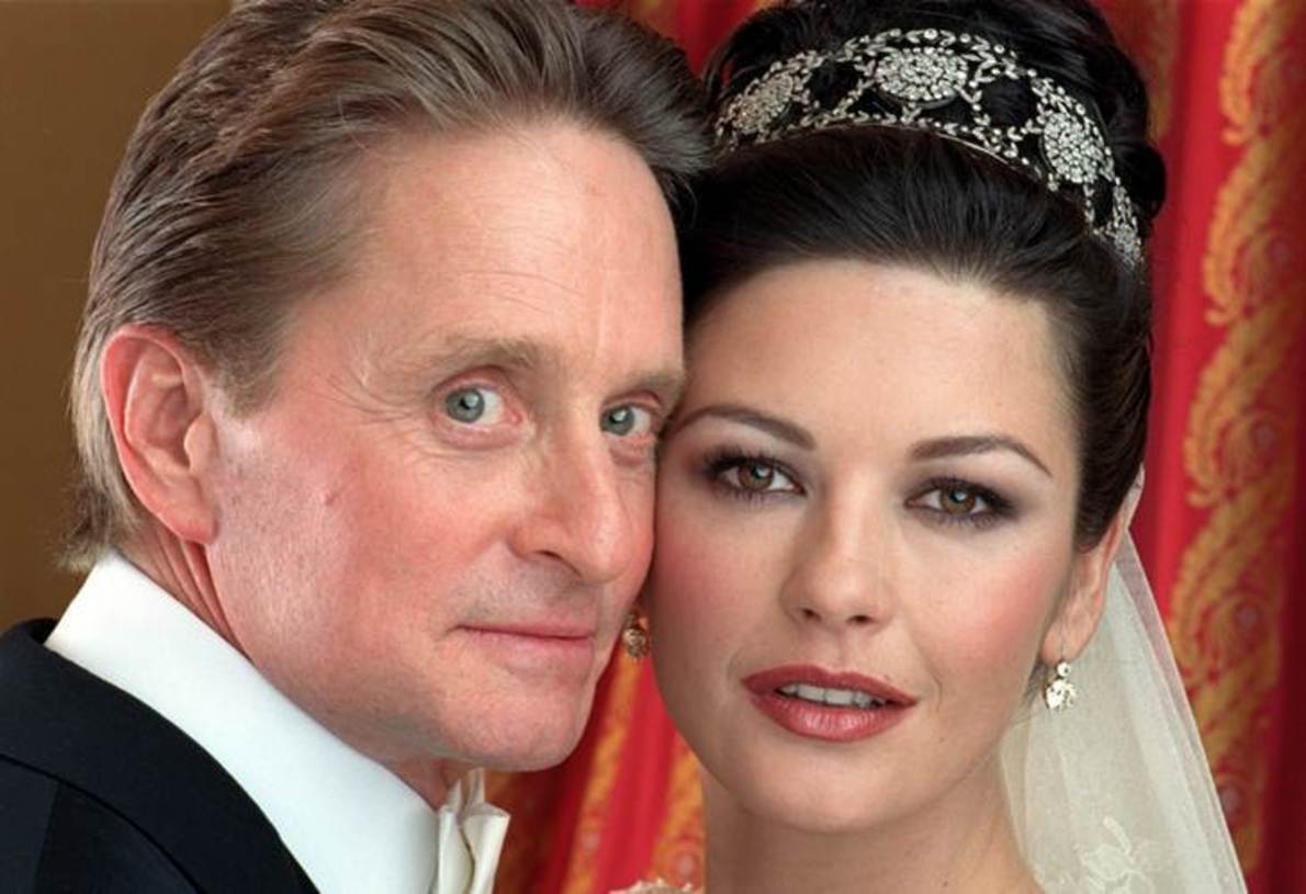 Catherine Zeta Jones | Η απογοητευτική εμφάνισή της εξαιτίας των πλαστικών επεμβάσεων