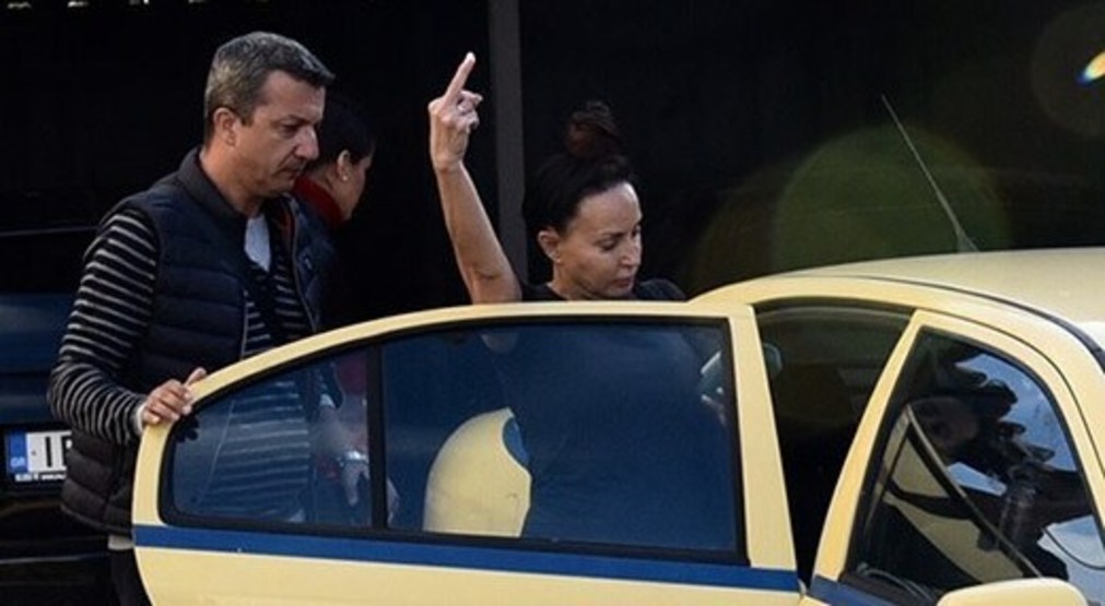 Βίκυ  Σταμάτη | Αν μια γυναίκα είναι αληθινή κυρία φαίνεται στα δύσκολα...