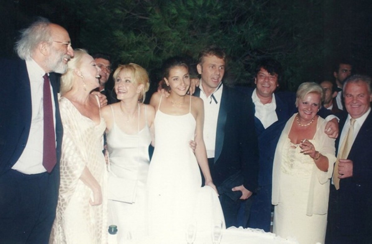 Απόστολος Γκλέτσος | Η επική αποκάλυψη για το γάμο του με τη Μαρία Ελένη Λυκουρέζου