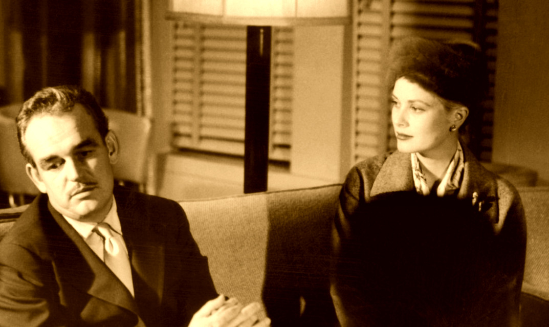 Γκρέις Κέλι & Ρενιέ του Μονακό | `Εχω φτάσει σε σημείο να νιώθω πολύ δυστυχισμένη σ’αυτόν το γάμο. Ο άντρας μου δεν μου δείχνει το παραμικρό ενδιαφέρον...