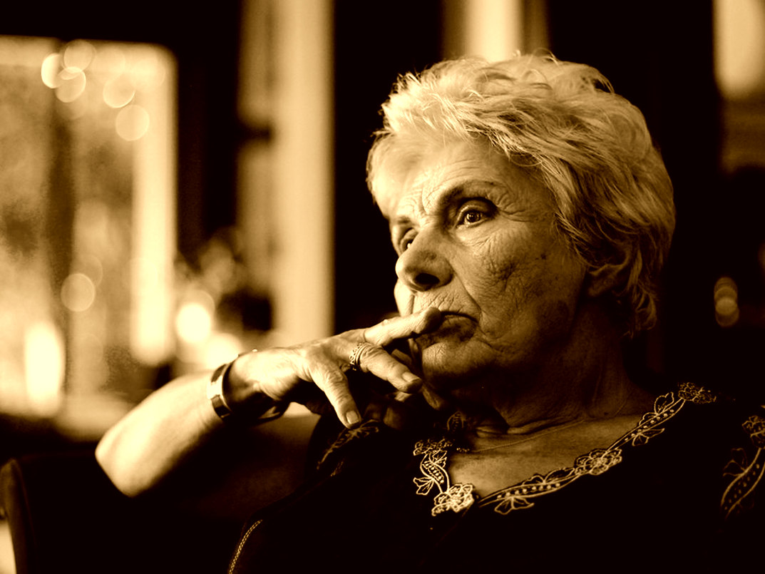 Kική Δημουλά | Αυτό που ισχύει στον έρωτα είναι ό,τι έχει ειπωθεί αφού τελειώσει...