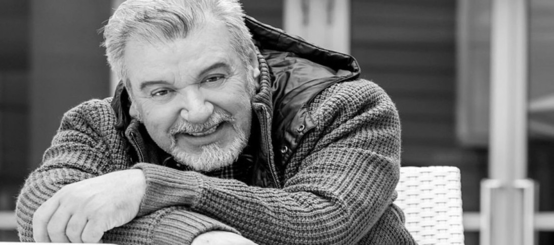 Τάσος Χαλκιάς | Τα στοιχεία που έχουν τη δύναμη να κρατήσουν δυο ανθρώπους αγαπημένους είναι εκείνα που δεν επιτρέπουν να γίνουν στοιχεία & να τους στοιχειώσουν!