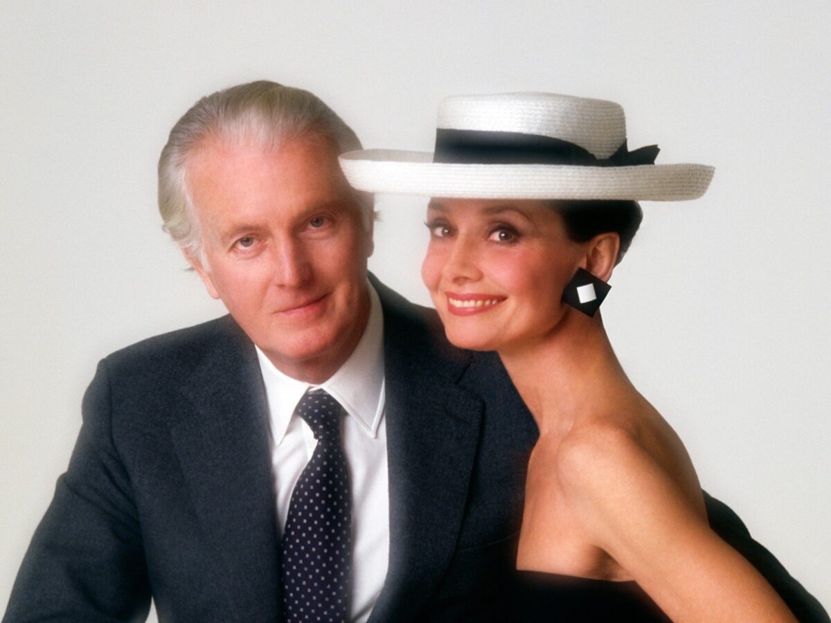 Givenchy | To φόρεμα θα πρέπει να ακολουθεί το σώμα της γυναίκας, και όχι το σώμα τη γραμμή του φορέματος...