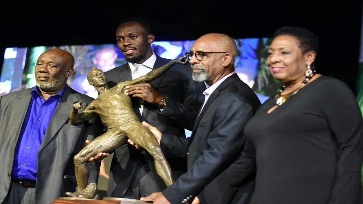 Ο Γιουσέιν Μπολτ έγινε άγαλμα