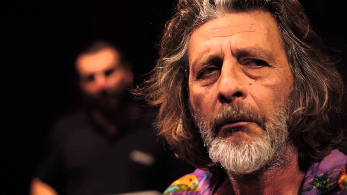 #Shooting: Τάκης Σπυριδάκης: «Άμα πονάγαμε και για τους ανεκπλήρωτους έρωτες, θα είχαμε πεθάνει»