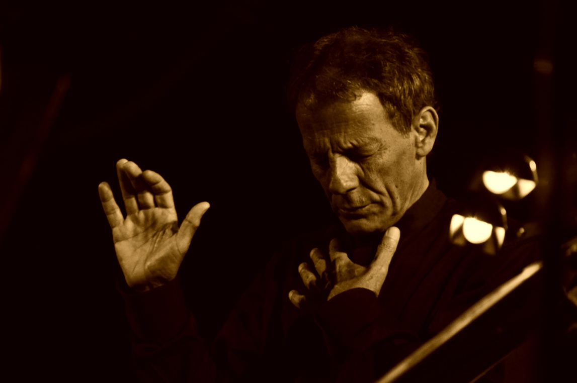 Σταύρος Ξαρχάκος | Να με θυμάσαι και να μ`αγαπάς...