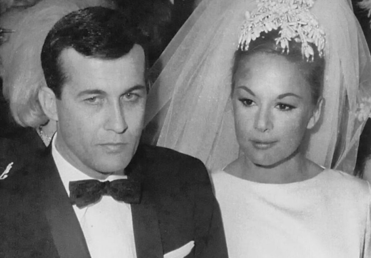 Σαν σήμερα, 18/1- Αλ. Βουγιουκλάκη & Δ. Παπαμιχαήλ| Τότε κατάλαβα πως και εκείνος με ήθελε, αλλά και η δική μου καρδιά είχε πλέον φτερουγίσει γι’αυτόν.