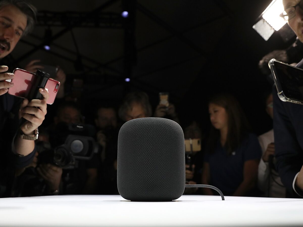 Έτοιμο το νέο «έξυπνο» ηχείο HomePod της Apple