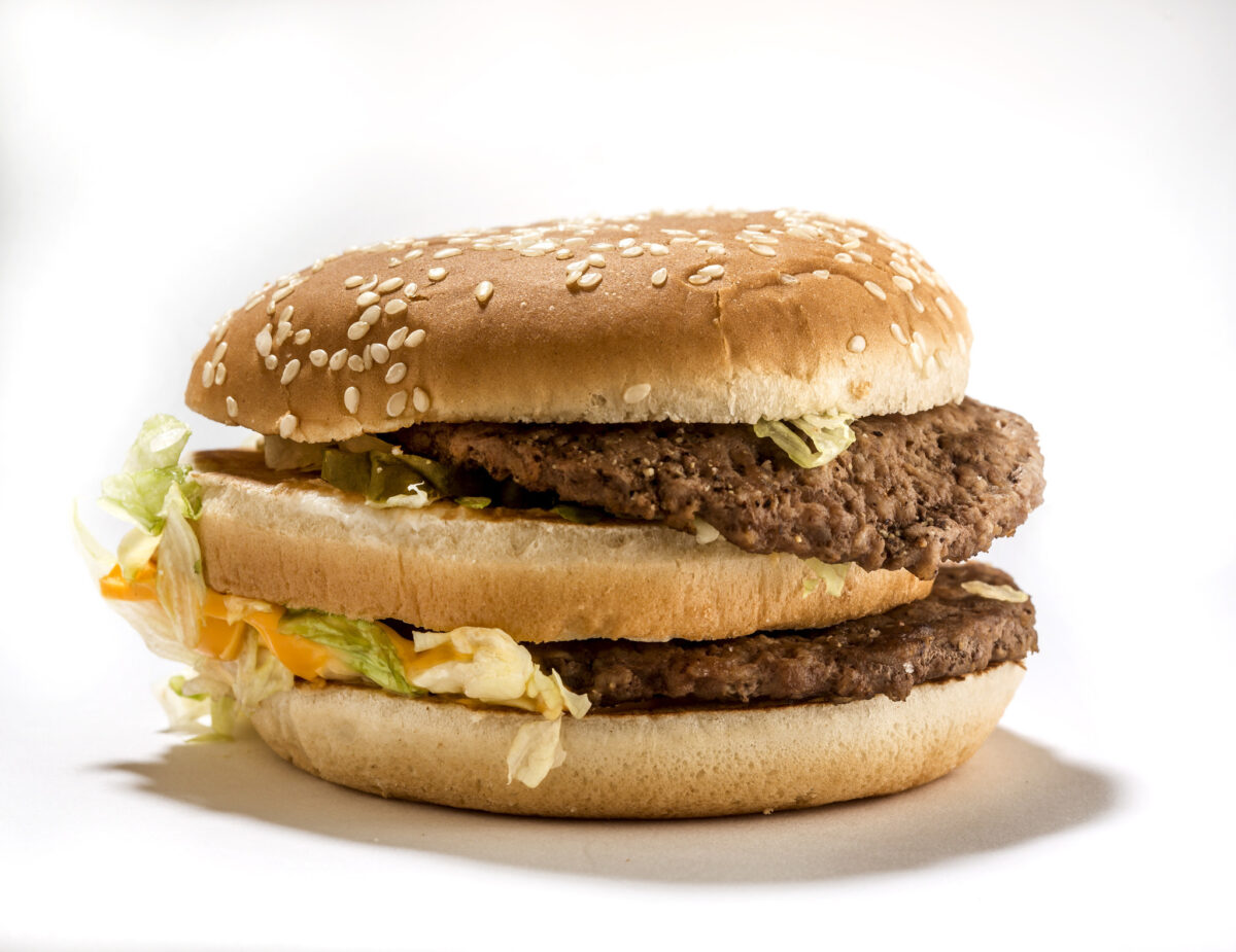 Πώς γεννήθηκε η ιδέα για το Big Mac των McDonald’s (Βίντεο)