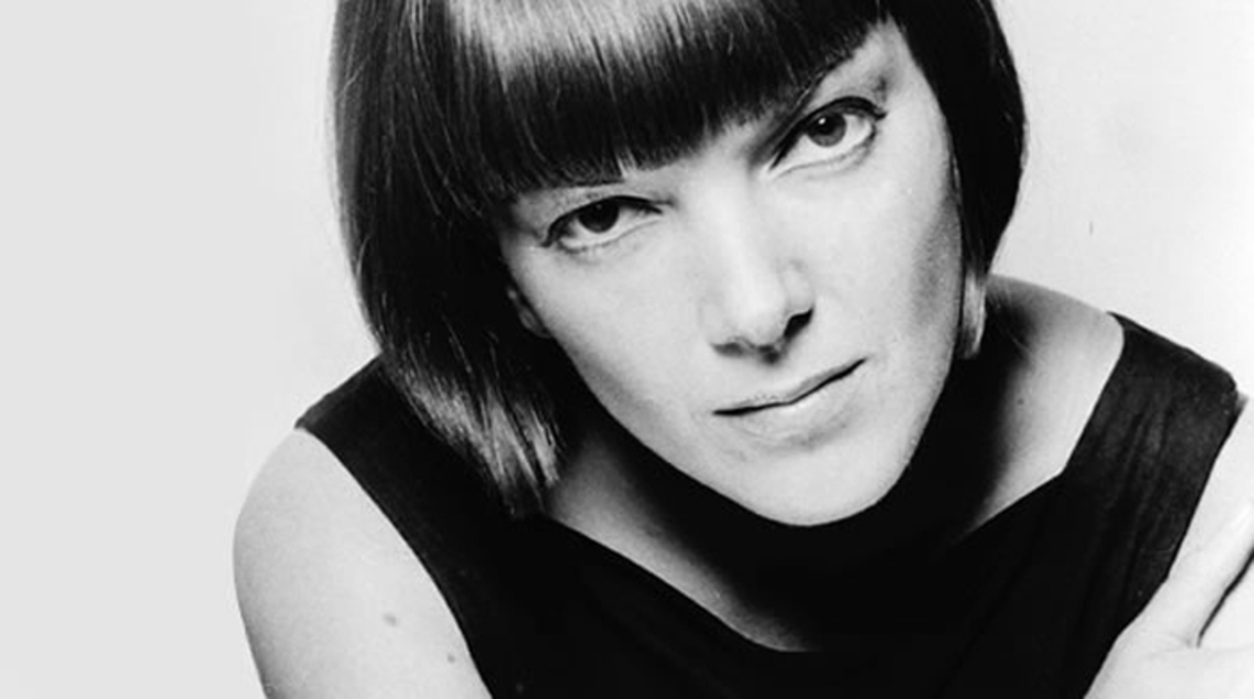 Μαίρη Κουάντ | H μοδάτη γυναίκα φοράει τα ρούχα.Τα ρούχα δεν τη φοράνε.