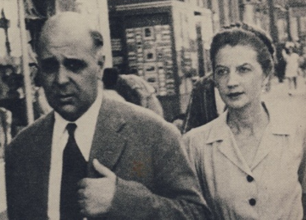 Γιώργος Σεφέρης | Φοβούμαι μήπως συνηθίσω έτσι πάντα, από μακριά να σ`αγαπώ…