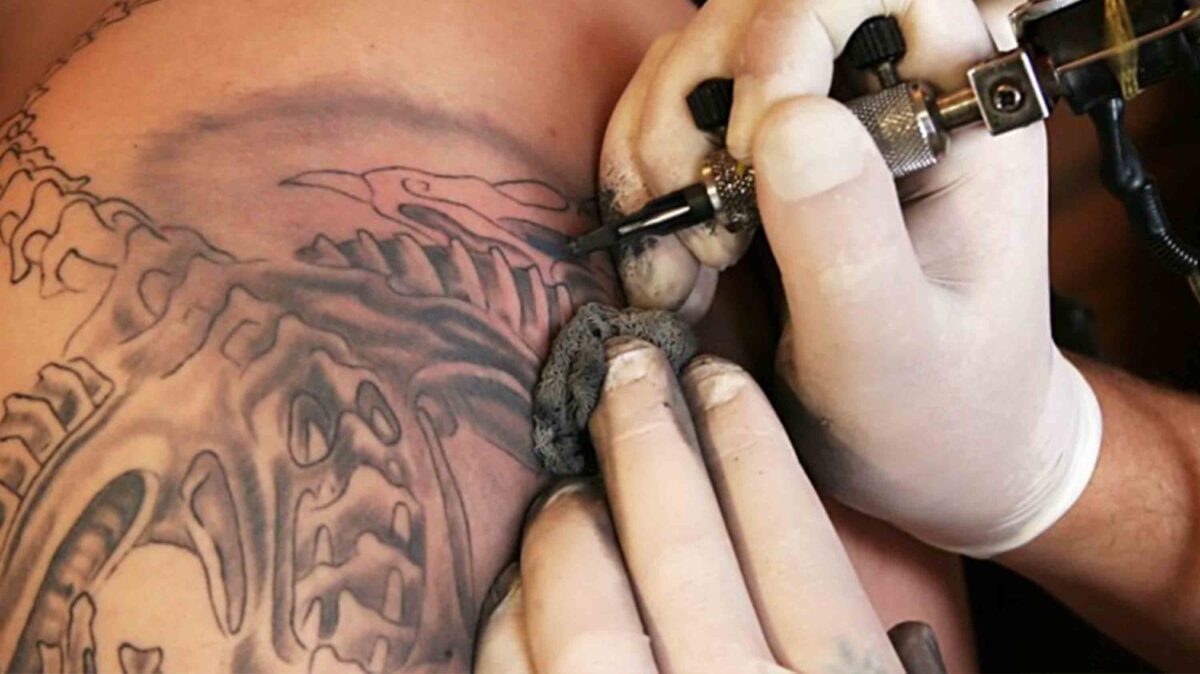 Τατουάζ | Γιατί είναι επικίνδυνο για την υγεία